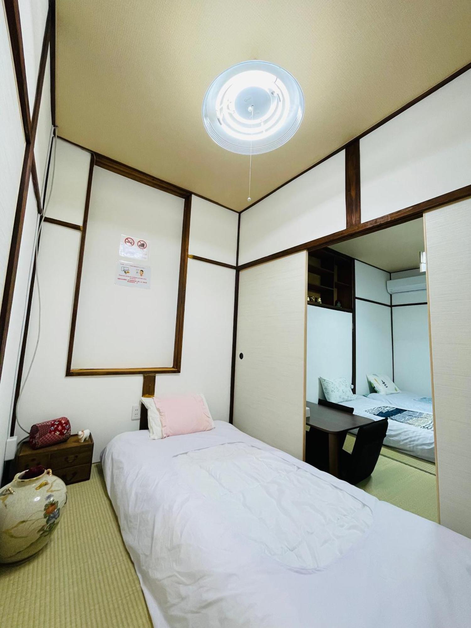 難波心斎橋10Minutes民宿2号室 Ósaka Exteriér fotografie